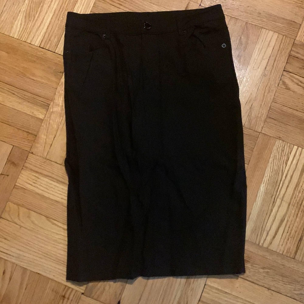Black stretch pencil skirt